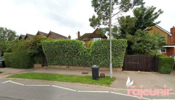 Amersham Health Centre Pharmacy - Chiltern Ave