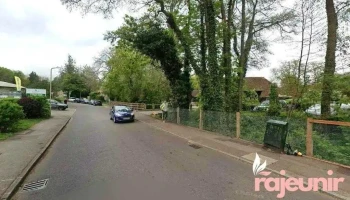 Courts Pharmacy - Cemetery Ln