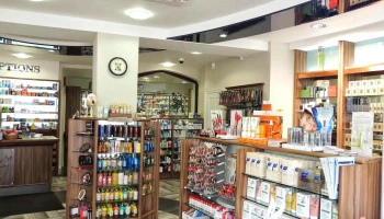 G Horton Chemist (Market Place) - Cirencester Gl7 2Nx
