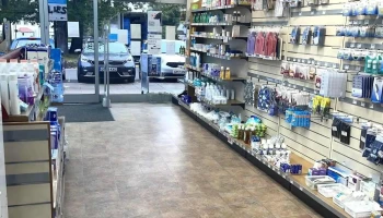 Kamsons Pharmacy - Crawley Rh10 7Ea