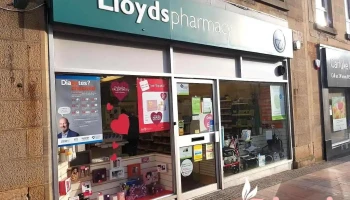 LloydsPharmacy - Carluke