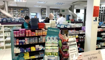 Peak Pharmacy - 300 Pickersleigh Rd