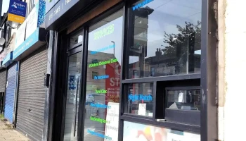 Pimhole Pharmacy + Bury Travel Clinic - Bury Bl9 7Bb