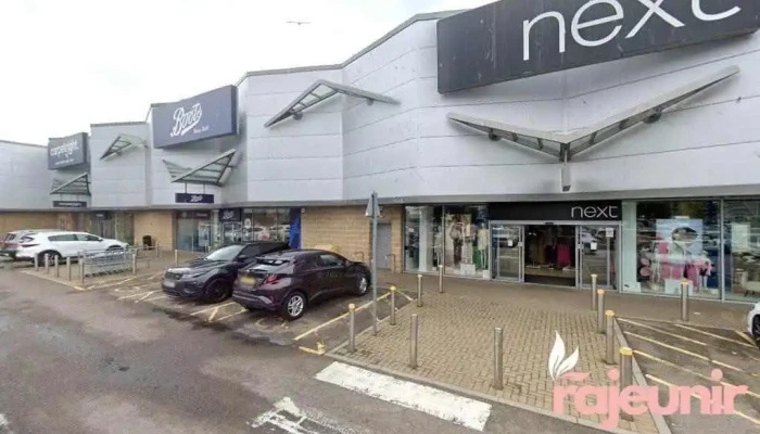 Boots - Elgin