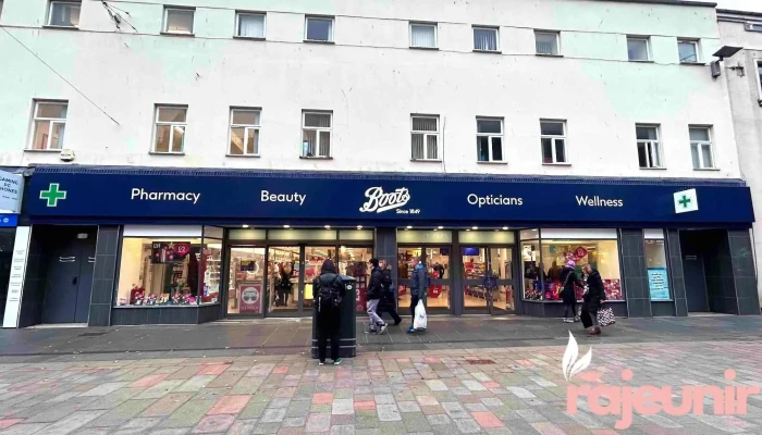 Boots Opticians -  All - Perth