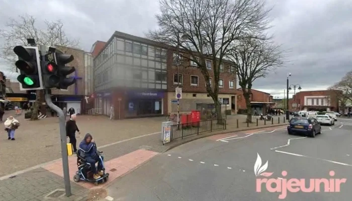 Boots Pharmacy - Redditch B97 4Ey