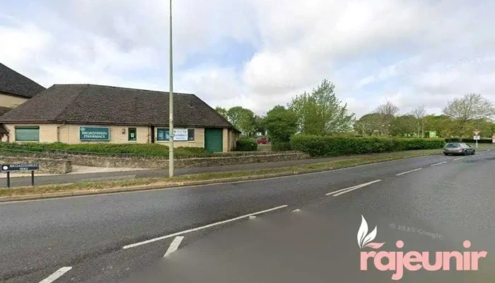 Broadshires Pharmacy - Carterton Ox18 1Ja