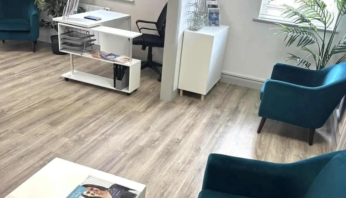 Church Pharmacy Clinical Services - Loughborough Le11 5Gu