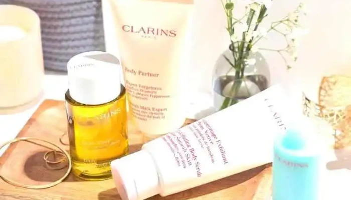 Clarins Boots Dundee -  By Owner - Dundee