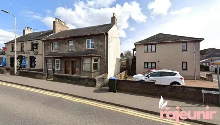 Davidsons Chemists - Scone - Perth