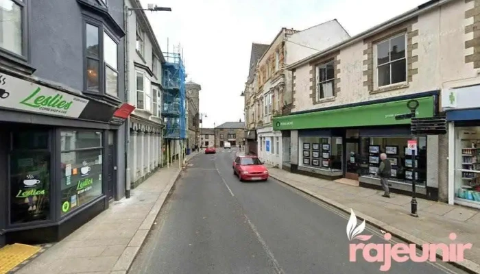 Day Lewis Pharmacy Camborne Commercial Street + Weight Loss Clinic - Camborne Tr14 8Jy