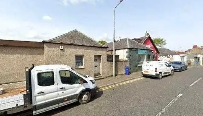 Dears Pharmacy Travel Clinic Street View 360deg - Kelty