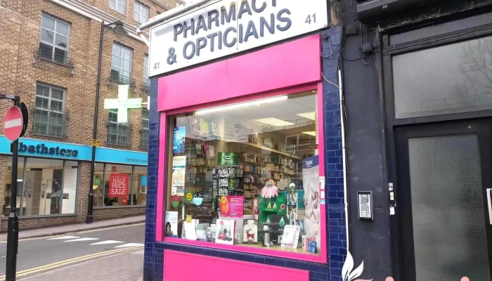 Essex Chemist - London N1 2Sf