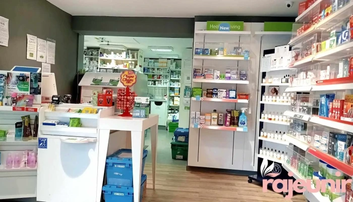 Far Lane Pharmacy - Wadsley