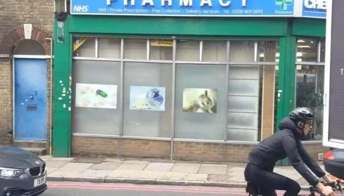 Geepharm Chemist - London Se10 8Pb