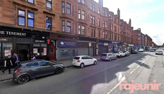 Houlihan Pharmacy - Glasgow