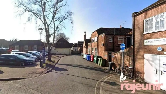 Lloyds Pharmacy - Bishop'S Waltham
