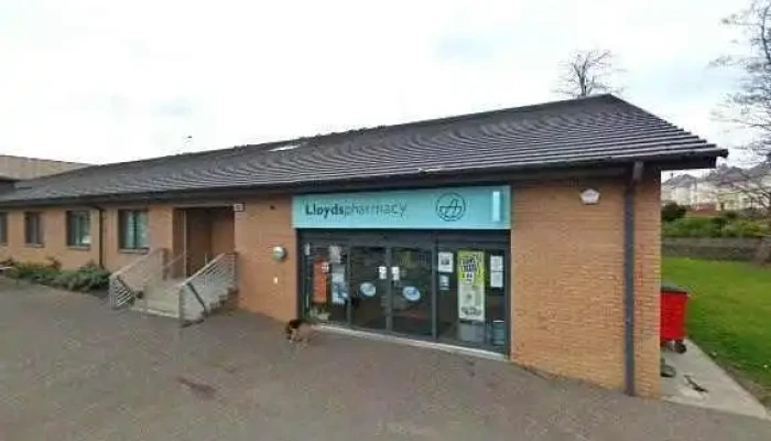 Lloydspharmacy Street View 360deg - Glenrothes