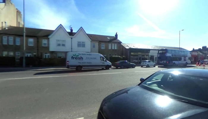 Mackie Pharmacy Weight Management Clinic Giffnock Street View 360deg - Glasgow