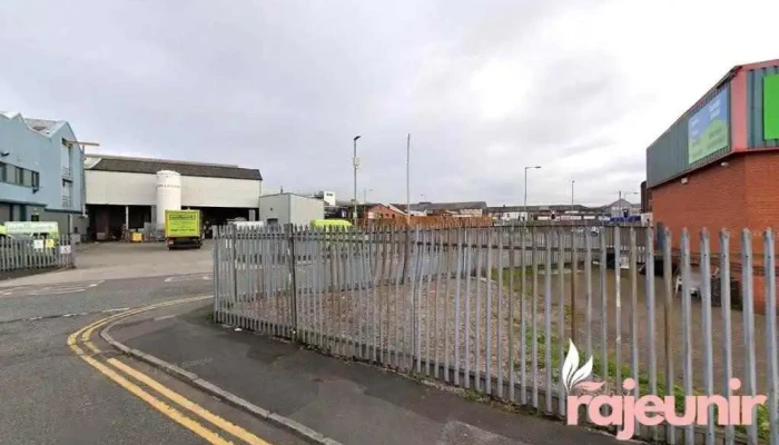 MediHome Pharmacy - Bury Bl9 0Rn