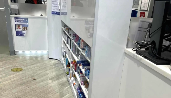 Rightdose Pharmacy -    Cathcart Road Pharmacy - Glasgow