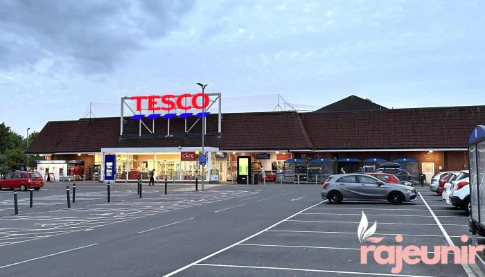 Tesco Extra -  All - Perth
