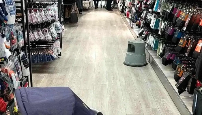Tesco Superstore -  Inside - Glasgow