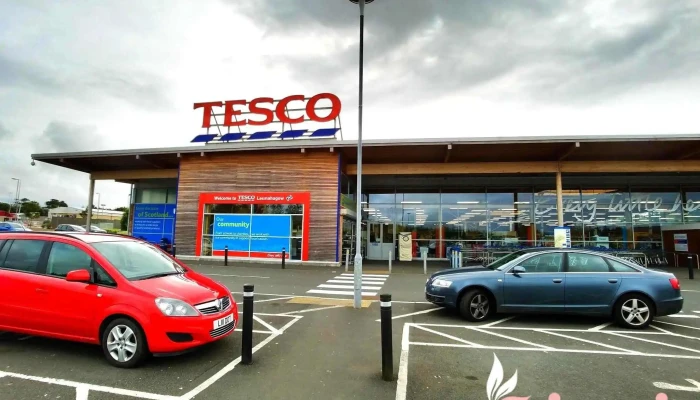Tesco Superstore -  Parking - Lanark