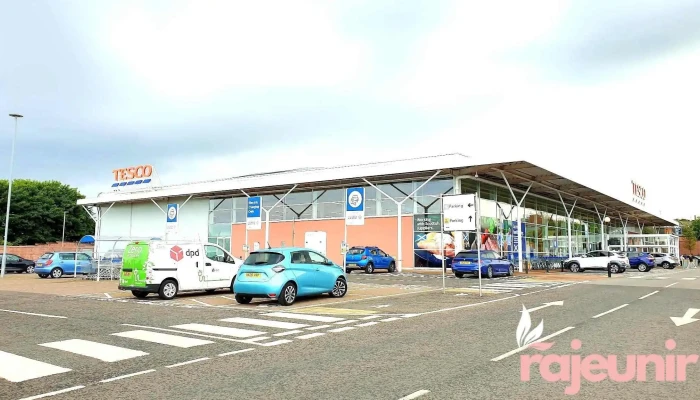 Tesco Superstore -  Parking - Arbroath