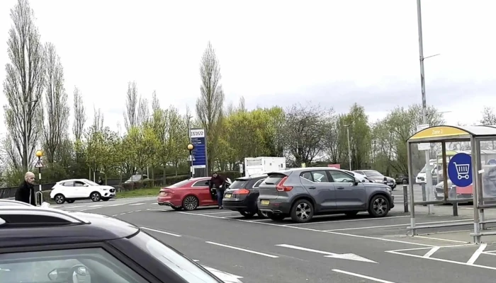Tesco Superstore -  Website - Perth