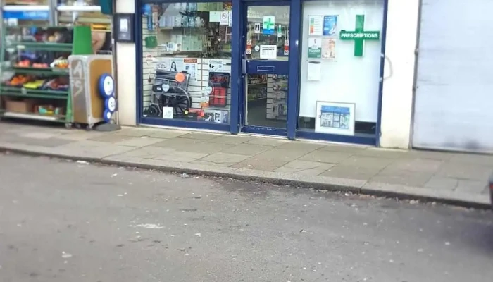 W. Price Chemist - London Nw2 1Nt