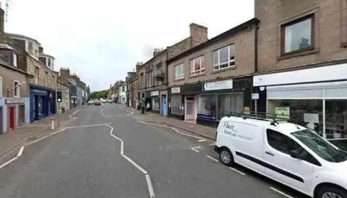 Well Pharmacy -  Street View 360deg - Montrose